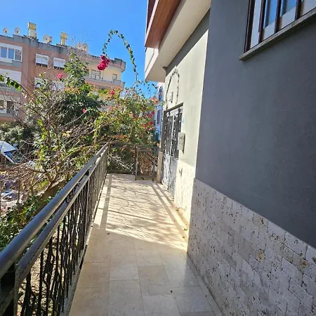 Nimet Aydin Apartament *